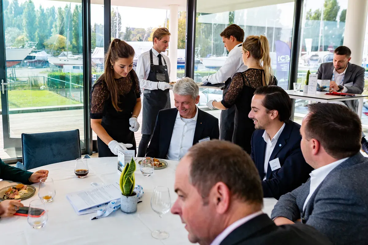 e-XPERIENCE DAY with VIKI Geunes - Gallery