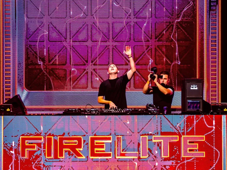 REVERZE TOTAL TAKE OVER 23