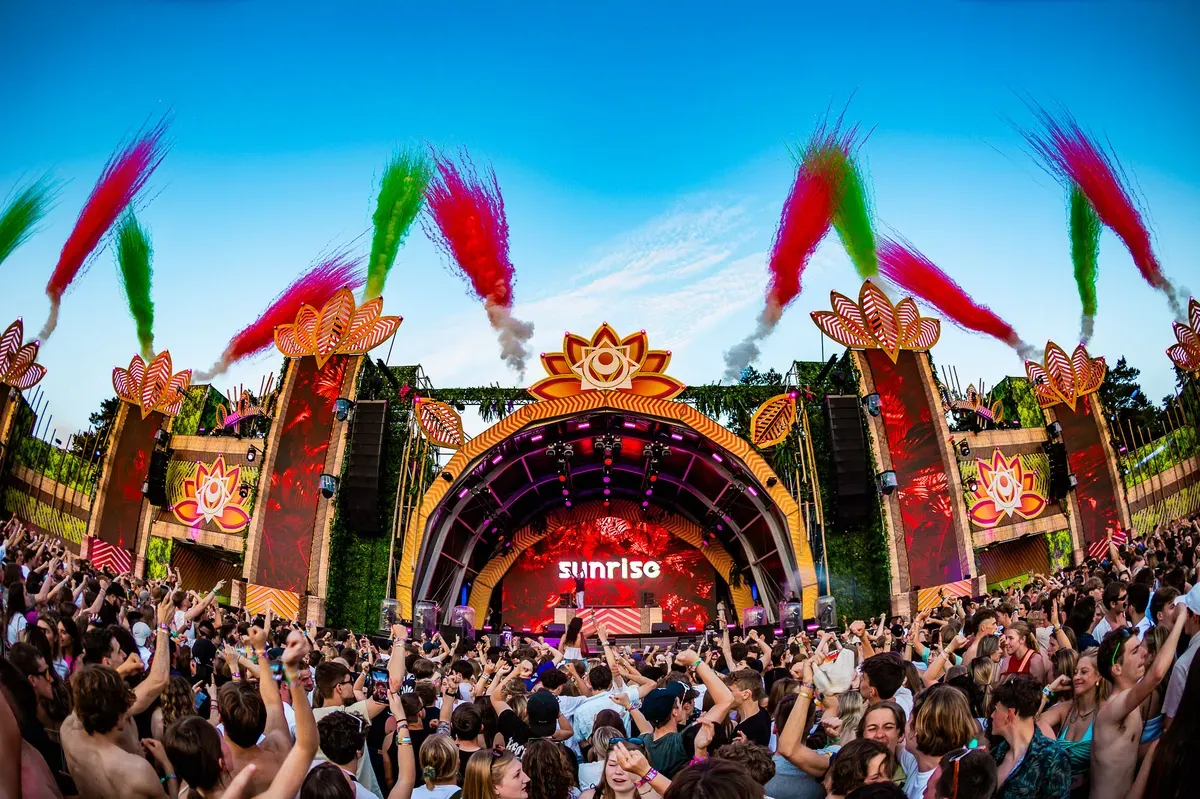 SUNRISE FESTIVAL 24 - Gallery