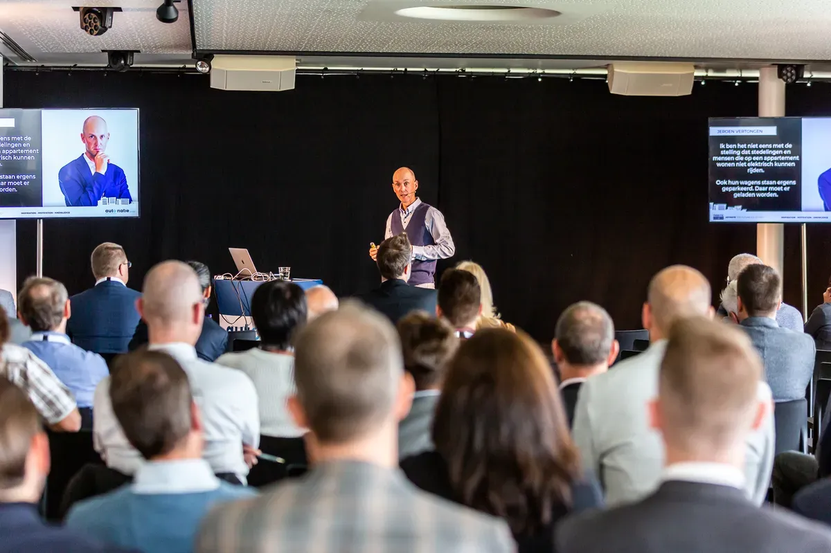 e-XPERIENCE DAY with VIKI Geunes - Gallery