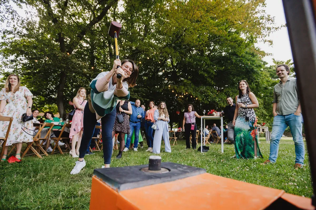 SUMMER CIRCUS - Gallery